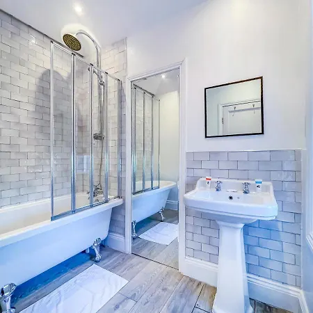 Rg9Bc - Cozy Double Room In Moortown Δωμάτια σε οικογενειακή κατοικία *