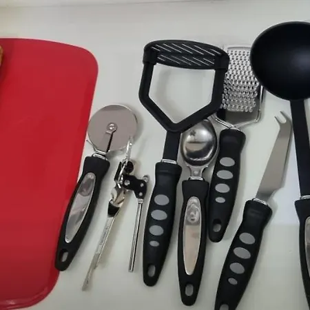 *rg9bc* For Your Relaxed & Cosy + Free Parking + Free Fast Wifi * Проживання в сім'ї *