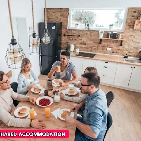Rg9Bc - Cozy Double Room In Moortown Δωμάτια σε οικογενειακή κατοικία