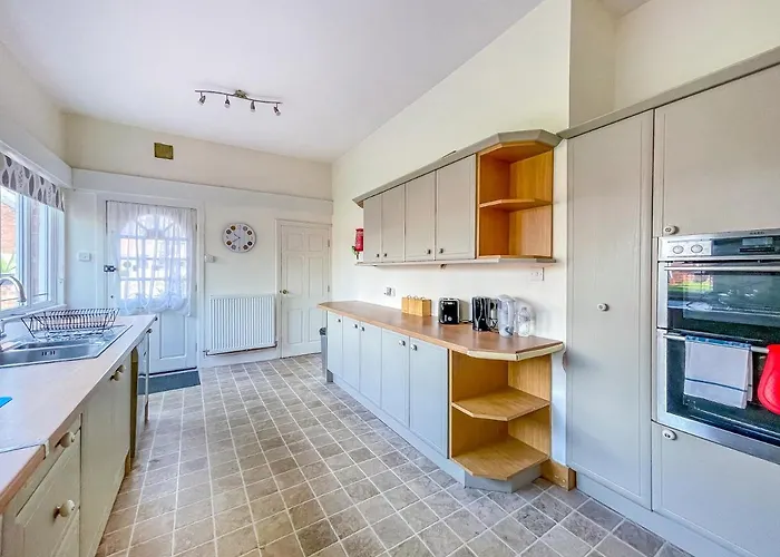 *rg9bc* For Your Relaxed & Cosy + Free Parking + Free Fast Wifi * 홈스테이 *